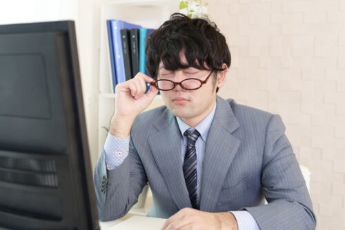 弱視は大人になってから治る？原因やレーシック治療ができるかを解説